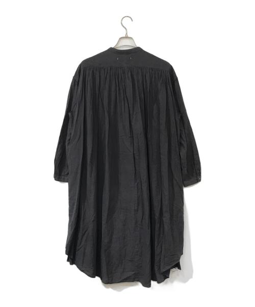 ikkuna/SUZUKI TAKAYUKI（イクナ/スズキタカユキ）ikkuna/SUZUKI TAKAYUKI (イクナ/スズキタカユキ) オーガニックコットンバックプリーツワンピース ブラウン サイズ:SIZE 1の古着・服飾アイテム