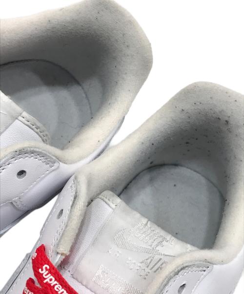 SUPREME（シュプリーム）SUPREME (シュプリーム) NIKE (ナイキ) ローカットスニーカー ホワイト サイズ:28.0cmの古着・服飾アイテム