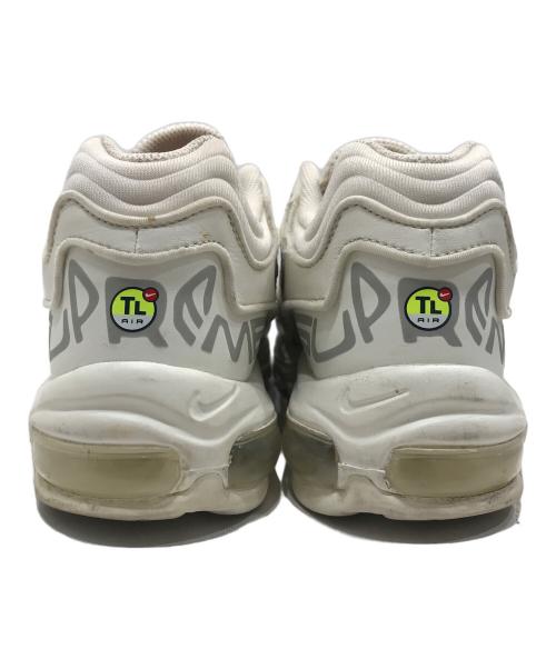 NIKE（ナイキ）NIKE (ナイキ) Supreme (シュプリーム) ローカットスニーカー アイボリー サイズ:27.5cmの古着・服飾アイテム