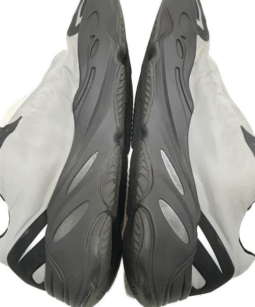 adidas（アディダス）adidas (アディダス) YZY 700 MNVN METALLIC グレー サイズ:27.0cmの古着・服飾アイテム