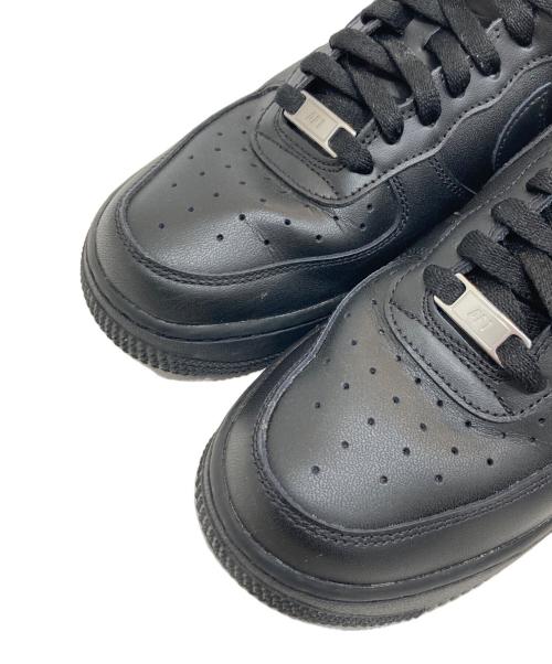 NIKE（ナイキ）NIKE (ナイキ) WMNS AIR FORCE 1 '07/WMNSエアフォース1 '07 ブラック サイズ:SIZE 25.0cmの古着・服飾アイテム