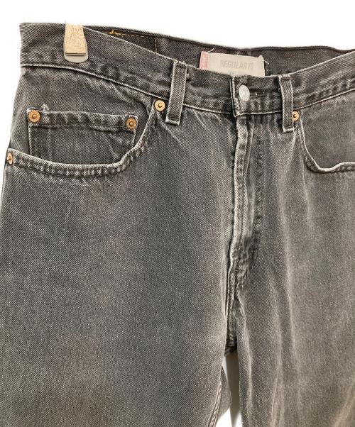 LEVI'S（リーバイス）LEVI'S (リーバイス) ５０５ブラックデニムパンツ ブラック サイズ:32の古着・服飾アイテム