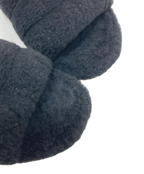 UGG（アグ）UGG (アグ) ボアサンダル ブラック サイズ:23㎝の古着・服飾アイテム