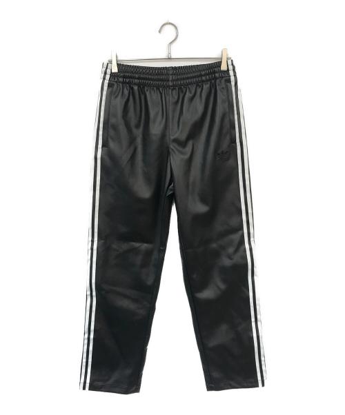 adidas（アディダス）adidas (アディダス) フェイクレザー アディカラー スリーストライプス ファイヤーバード トラックスーツパンツ ブラック サイズ:Lの古着・服飾アイテム