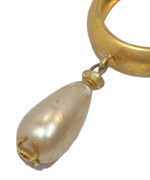 CHANEL（シャネル）CHANEL (シャネル) ドロップパールイヤリング ゴールドの古着・服飾アイテム