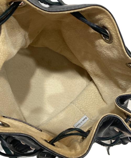 J&M DAVIDSON（ジェイ＆エム デヴィッドソン）J&M DAVIDSON (ジェイ＆エム デヴィッドソン) 巾着ショルダーバッグ ブラックの古着・服飾アイテム