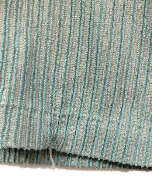 ISSEY MIYAKE（イッセイミヤケ）ISSEY MIYAKE (イッセイミヤケ) リップル編みカットソー グリーン サイズ:SIZE 2の古着・服飾アイテム