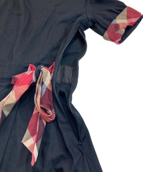 BLUE LABEL CRESTBRIDGE（ブルーレーベルクレストブリッジ）BLUE LABEL CRESTBRIDGE (ブルーレーベルクレストブリッジ) カットソーワンピース ブラック サイズ:38の古着・服飾アイテム