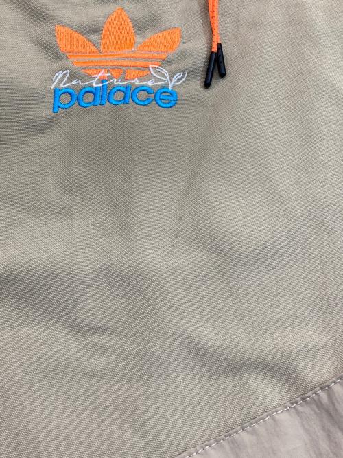 adidas（アディダス）adidas (アディダス) PALACE (パレス) サイドラインカーゴパンツ ベージュ サイズ:2XOの古着・服飾アイテム