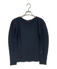 ISSEY MIYAKE me（イッセイ ミヤケ ミー）の古着「プリーツカットソー」｜ブラック