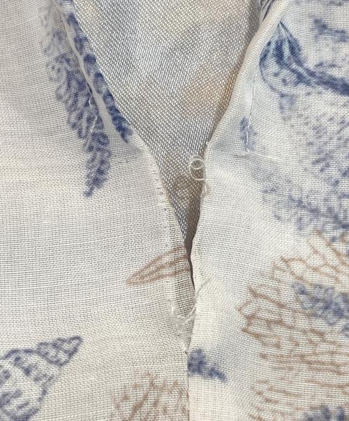 JILL BY JILLSTUART（ジル バイ ジルスチュアート）JILL BY JILLSTUART (ジル バイ ジルスチュアート) シェルジュイプリントワンピース ホワイト サイズ:FRの古着・服飾アイテム