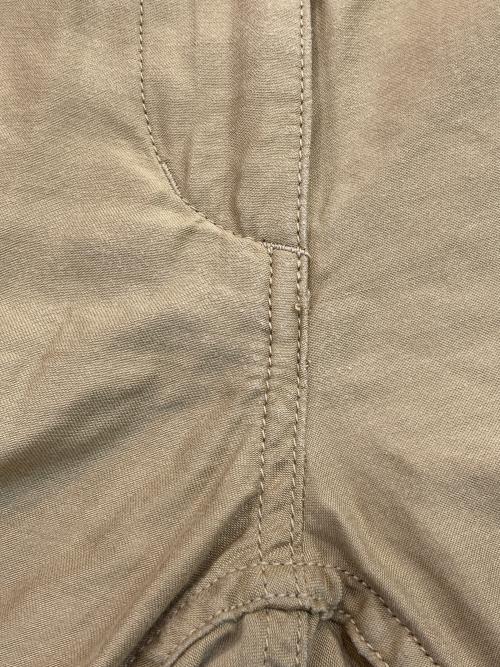 Whim Gazette（ウィムガゼット）Whim Gazette (ウィムガゼット) バックサテンカーゴパンツ ベージュ サイズ:36の古着・服飾アイテム