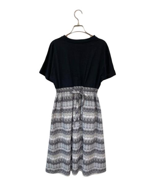 BLUE LABEL CRESTBRIDGE（ブルーレーベルクレストブリッジ）BLUE LABEL CRESTBRIDGE (ブルーレーベルクレストブリッジ) 切替ワンピース ブラック×グレー サイズ:SIZE 36の古着・服飾アイテム