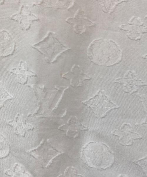 LOUIS VUITTON（ルイ ヴィトン）LOUIS VUITTON (ルイ ヴィトン) レギュラーフィット モノグラム シャツ ホワイト サイズ:SIZE 42の古着・服飾アイテム