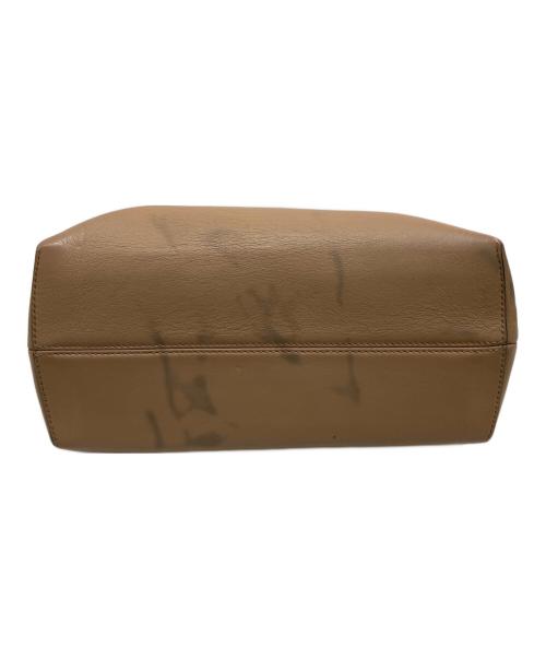 FENDI（フェンディ）FENDI (フェンディ) 2WAYショルダーバッグ ベージュの古着・服飾アイテム