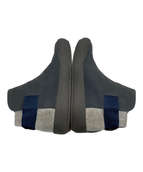 CLARKS（クラークス）CLARKS (クラークス) christpher raeburn ハイカットブーツ グレー サイズ:SIZE 24cmの古着・服飾アイテム