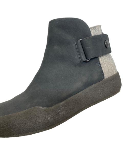 CLARKS（クラークス）CLARKS (クラークス) christpher raeburn ハイカットブーツ グレー サイズ:SIZE 24cmの古着・服飾アイテム