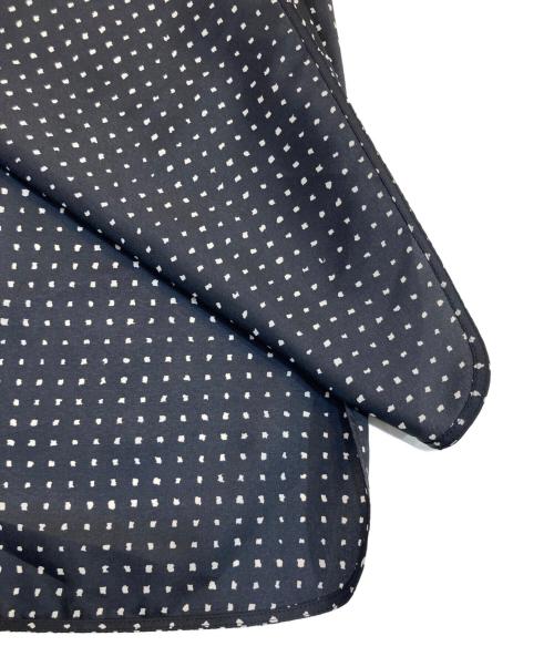 23区（ニジュウサンク）23区 (ニジュウサンク) ブライトメモリー ワンピース ブラック サイズ:SIZE 38の古着・服飾アイテム