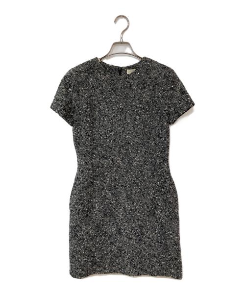 FOXEY NEWYORK（フォクシーニューヨーク）FOXEY NEWYORK (フォクシーニューヨーク) ビジュー装飾ワンピース グレー サイズ:SIZE 38の古着・服飾アイテム