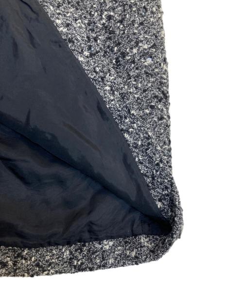 FOXEY NEWYORK（フォクシーニューヨーク）FOXEY NEWYORK (フォクシーニューヨーク) ビジュー装飾ワンピース グレー サイズ:SIZE 38の古着・服飾アイテム