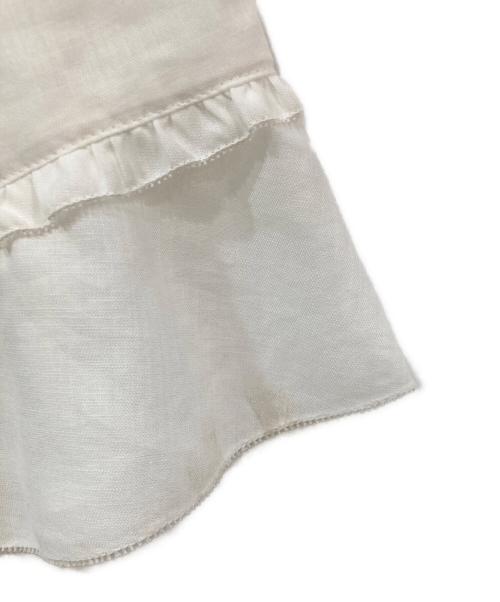 INGEBORG（インゲボルグ）INGEBORG (インゲボルグ) フリルブラウス ホワイト サイズ:SIZE 3の古着・服飾アイテム