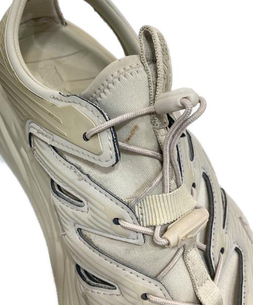 HOKAONEONE（ホカオネオネ）HOKAONEONE (ホカオネオネ) HOPARA/ホパラ ベージュ サイズ:SIZE 28cmの古着・服飾アイテム