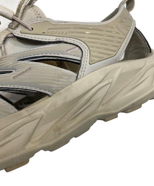 HOKAONEONE（ホカオネオネ）HOKAONEONE (ホカオネオネ) HOPARA/ホパラ ベージュ サイズ:SIZE 28cmの古着・服飾アイテム
