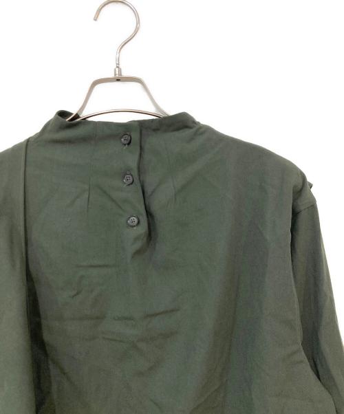 ZARA（ザラ）ZARA  (ザラ) nanushka (ナヌーシュカ) スカーフ付きシャツ オリーブ サイズ:SIZE Mの古着・服飾アイテム