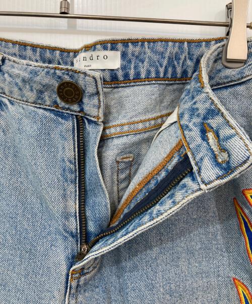 Sandro（サンドロ）Sandro (サンドロ) フレイム刺繍デニムパンツ インディゴ サイズ:34の古着・服飾アイテム