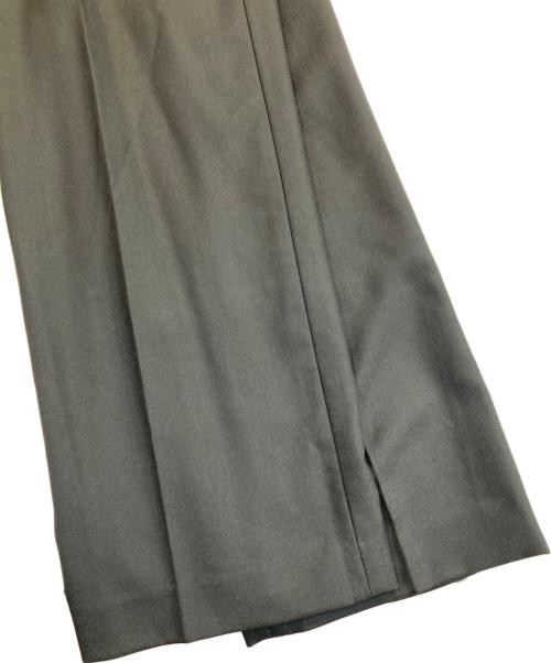 uncrave（アンクレイヴ）uncrave (アンクレイヴ) カレンダードツイル サスペンダー テーパード パンツ グリーンの古着・服飾アイテム