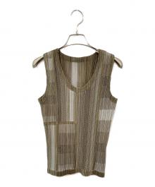 PLEATS PLEASE（プリーツプリーズ）の古着「プリーツノースリーブカットソー」｜カーキ