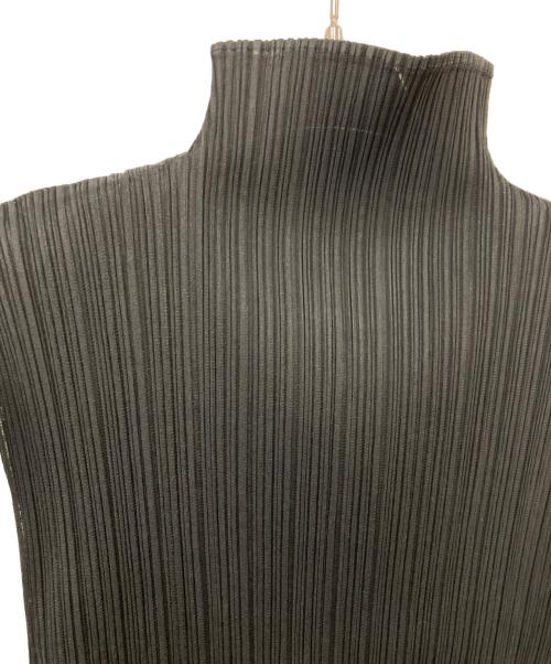 PLEATS PLEASE（プリーツプリーズ）PLEATS PLEASE (プリーツプリーズ) プリーツノースリーブカットソー ブラック サイズ:3の古着・服飾アイテム