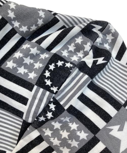 A BATHING APE（アベイシングエイプ）A BATHING APE (ア ベイシング エイプ) 総柄ジップパーカー グレー サイズ:SIZE XLの古着・服飾アイテム