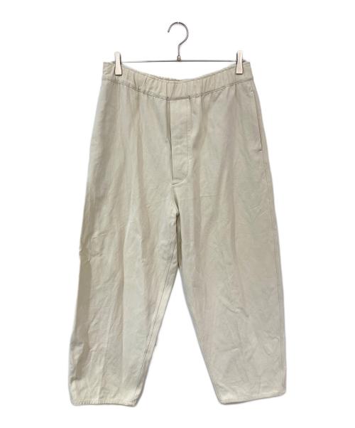 YLEVE（イレーヴ）YLEVE (イレーヴ) コットンリネンギャバジンシャーリングパンツ アイボリー サイズ:SIZE 4の古着・服飾アイテム