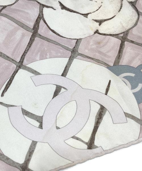 CHANEL（シャネル）CHANEL (シャネル) ココマークカメリアシルクスカーフ ピンクの古着・服飾アイテム