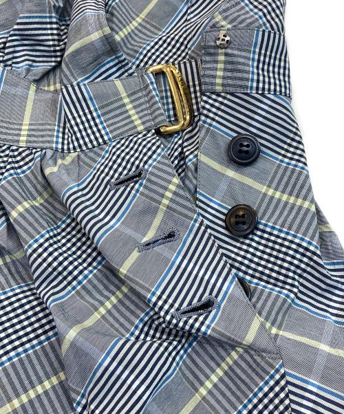 BURBERRY BLUE LABEL（バーバリーロンドンブルーレーベル）BURBERRY BLUE LABEL (バーバリーロンドンブルーレーベル) ノースリーブワンピース グレー サイズ:38の古着・服飾アイテム