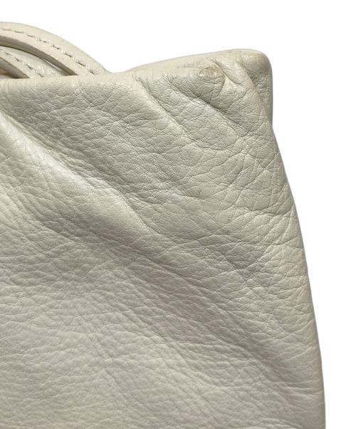 THE ROW（ザ ロウ）THE ROW (ザ ロウ) フォンショルダーバッグ ホワイトの古着・服飾アイテム