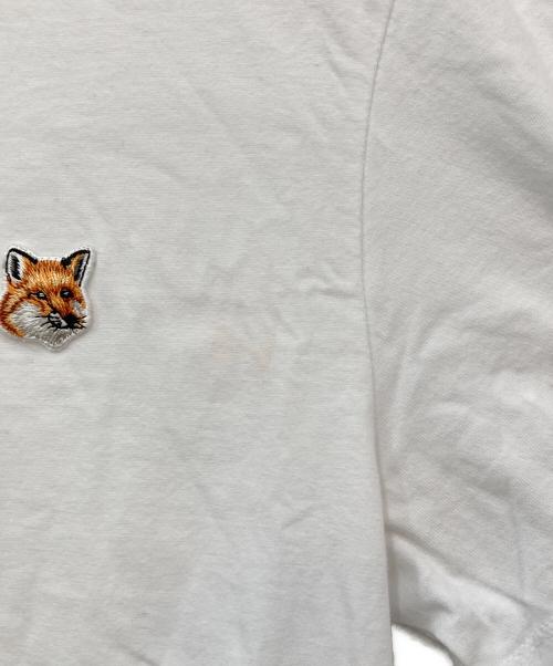 maison kitsune（メゾンキツネ）maison kitsune (メゾンキツネ) フォックスヘッド パッチレギュラーTシャツ ホワイト サイズ:SIZE Mの古着・服飾アイテム