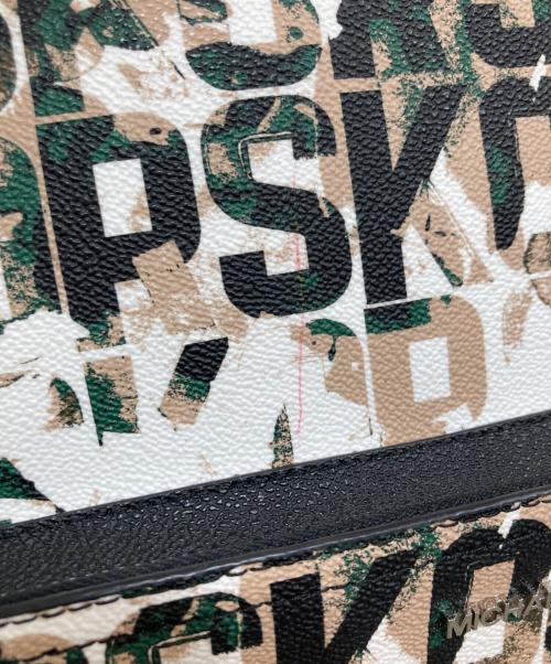 MICHAEL KORS（マイケル・コース）MICHAEL KORS (マイケルコース) バックパック ブラックの古着・服飾アイテム