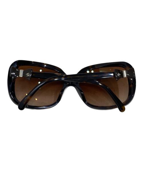 CHANEL（シャネル）CHANEL (シャネル) ココマークリボンサングラス ブラウン サイズ:60□17の古着・服飾アイテム