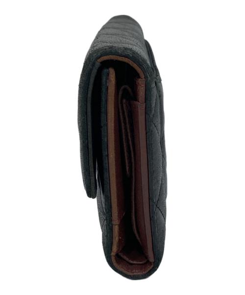 CHANEL（シャネル）CHANEL (シャネル) マトラッセ ラムスキン 3つ折り財布 ブラックの古着・服飾アイテム