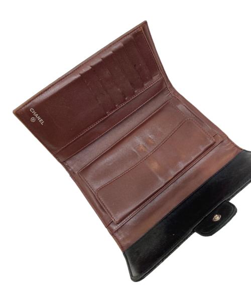 CHANEL（シャネル）CHANEL (シャネル) マトラッセ ラムスキン 3つ折り財布 ブラックの古着・服飾アイテム