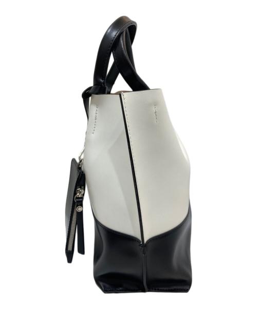 GIANNI CHIARINI（ジャンニ キアリーニ）GIANNI CHIARINI (ジャンニ キアリーニ) 2WAYショルダーバッグ ホワイト×ブラックの古着・服飾アイテム