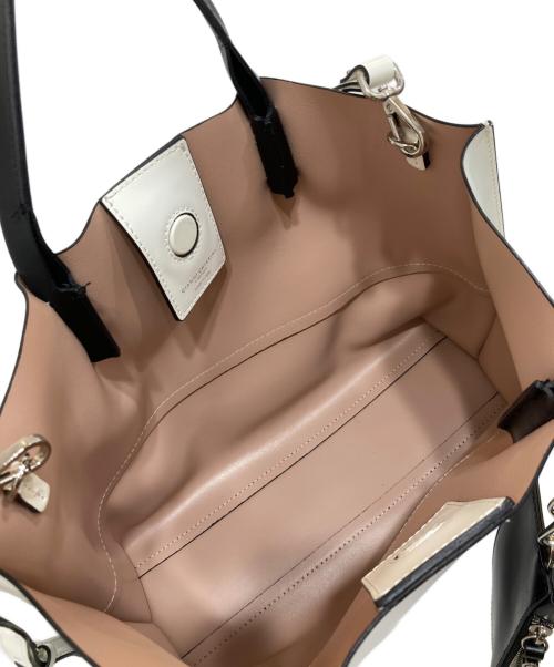 GIANNI CHIARINI（ジャンニ キアリーニ）GIANNI CHIARINI (ジャンニ キアリーニ) 2WAYショルダーバッグ ホワイト×ブラックの古着・服飾アイテム