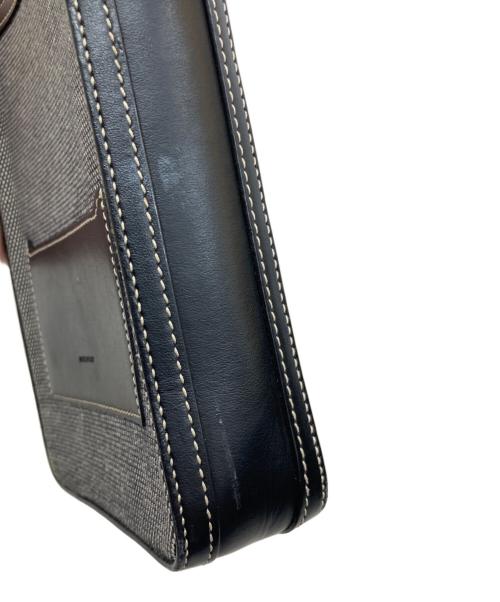 BURBERRY（バーバリー）BURBERRY (バーバリー) ミニホスペリークロスバッグ グレーの古着・服飾アイテム