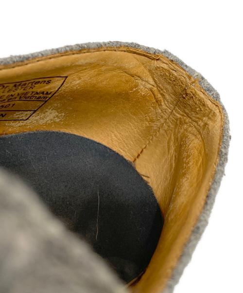 Dr.Martens（ドクターマーチン）Dr.Martens (ドクターマーチン) 3ホールシューズ グレー サイズ:UK6の古着・服飾アイテム