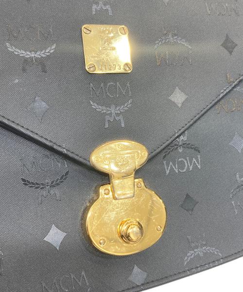 MCM（エムシーエム）MCM (エムシーエム) 総柄ショルダーバッグ ブラックの古着・服飾アイテム