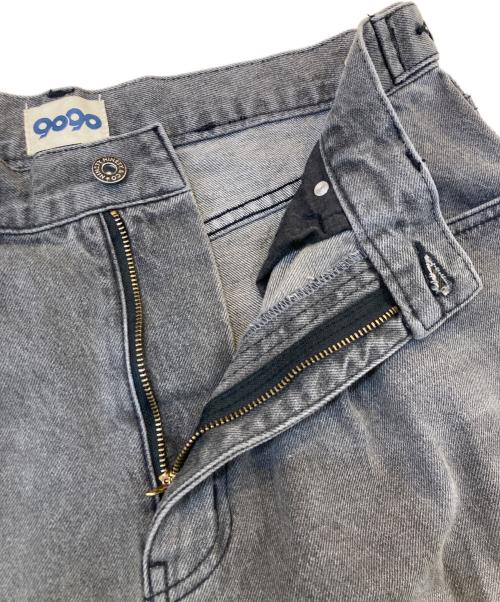 9090（9090）9090 (9090) King Logo Wide Tuck Denim Pants/キングロゴワイドタックデニムパンツ グレー サイズ:SIZE Mの古着・服飾アイテム