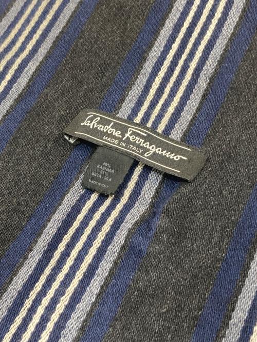 Salvatore Ferragamo（サルヴァトーレ フェラガモ）Salvatore Ferragamo (サルヴァトーレ フェラガモ) カシミヤシルクマフラー グレーの古着・服飾アイテム