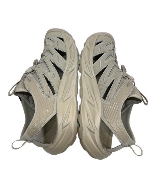 HOKAONEONE（ホカオネオネ）HOKAONEONE (ホカオネオネ) HOPARA マウンテンサンダル ベージュ サイズ:SIZE 28cmの古着・服飾アイテム